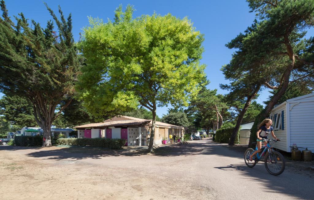 Camping Le Suroit Le Bois-Plage-en-Ré エクステリア 写真