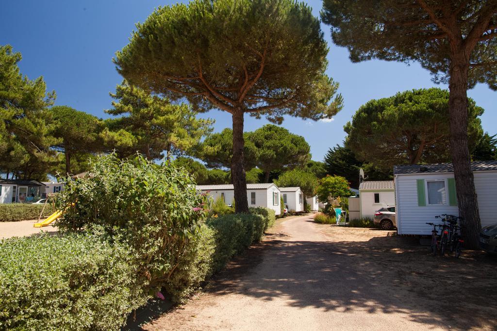 Camping Le Suroit Le Bois-Plage-en-Ré エクステリア 写真